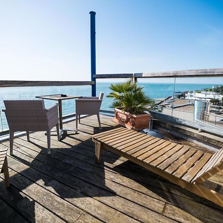Logis Hotel - La Petite Rade Le Havre Exterior photo